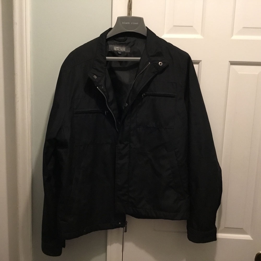Kenneth Cole Reaction Mens jacket.  Size large.  Black.